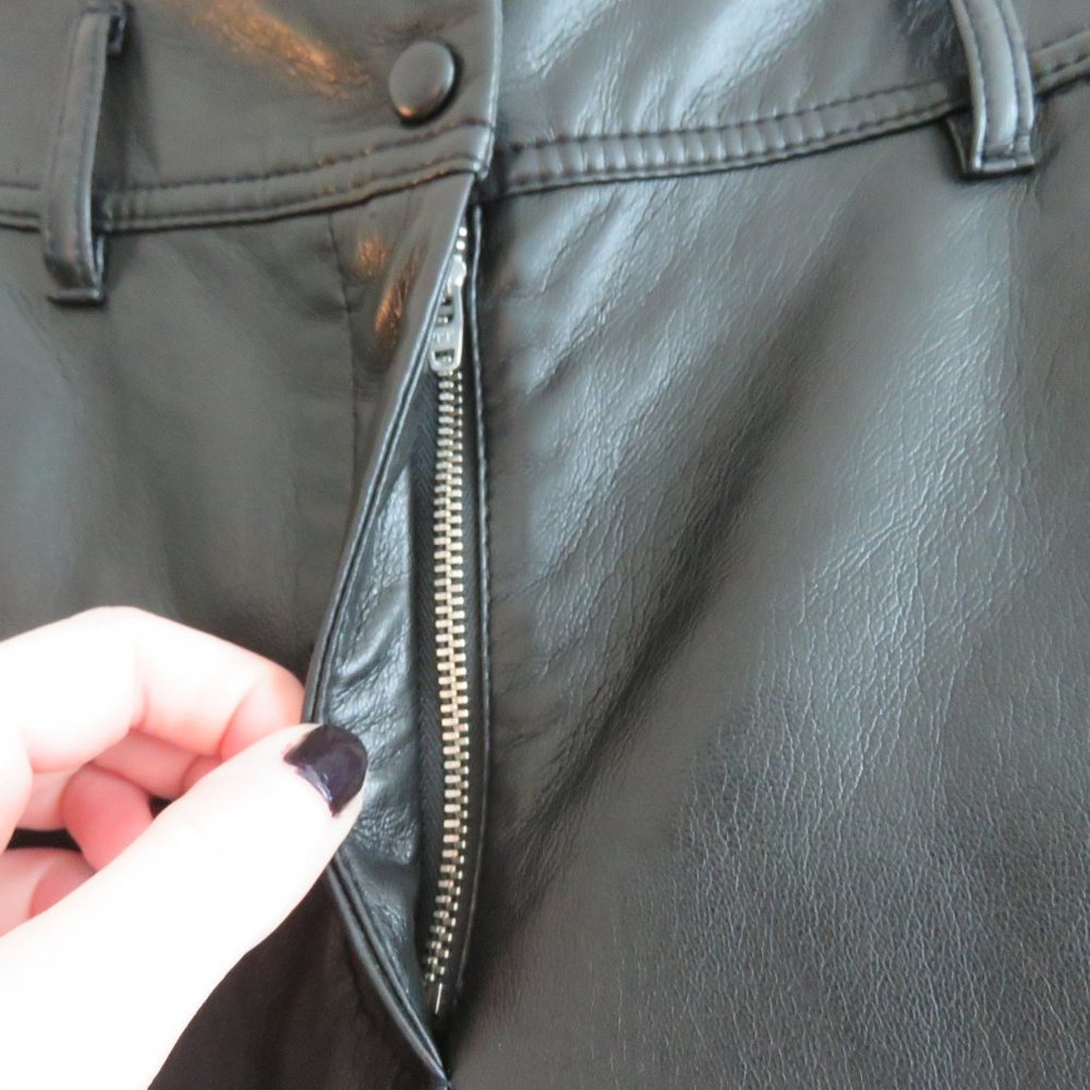 ARITZIA WILFRED High Tied Pant in Black Vegan Leather - Size US 00 (No belt) - Picture 7 of 16